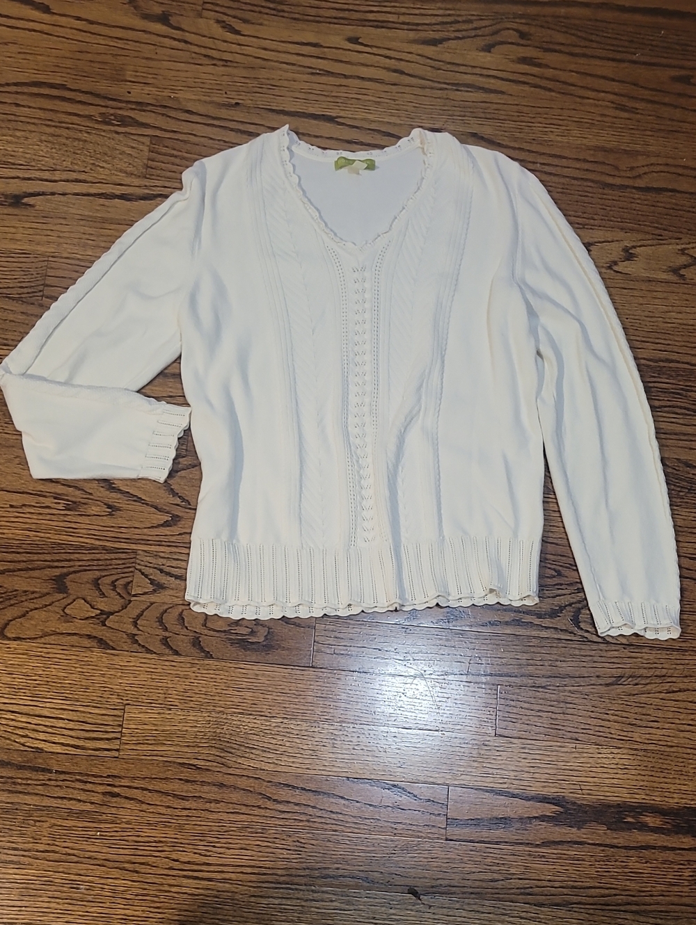 Sigrid Olsen Cream V-Neck Scalloped-Edge Knit Sweater